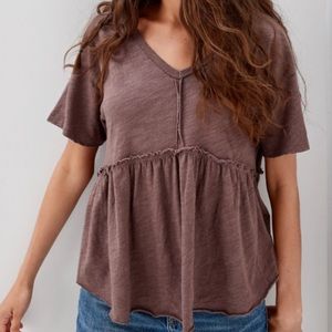 AE Oversized V-Neck Tee - S